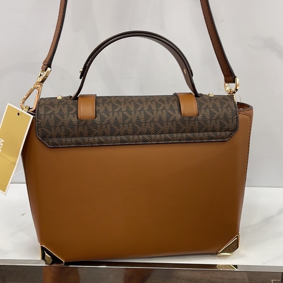 MICHAEL KORS MANHATTAN MEDIUM TOP HANDLE SCHOOL SATCHEL CROSSBODY BAG BROWN
NWT - Picture 14 of 16